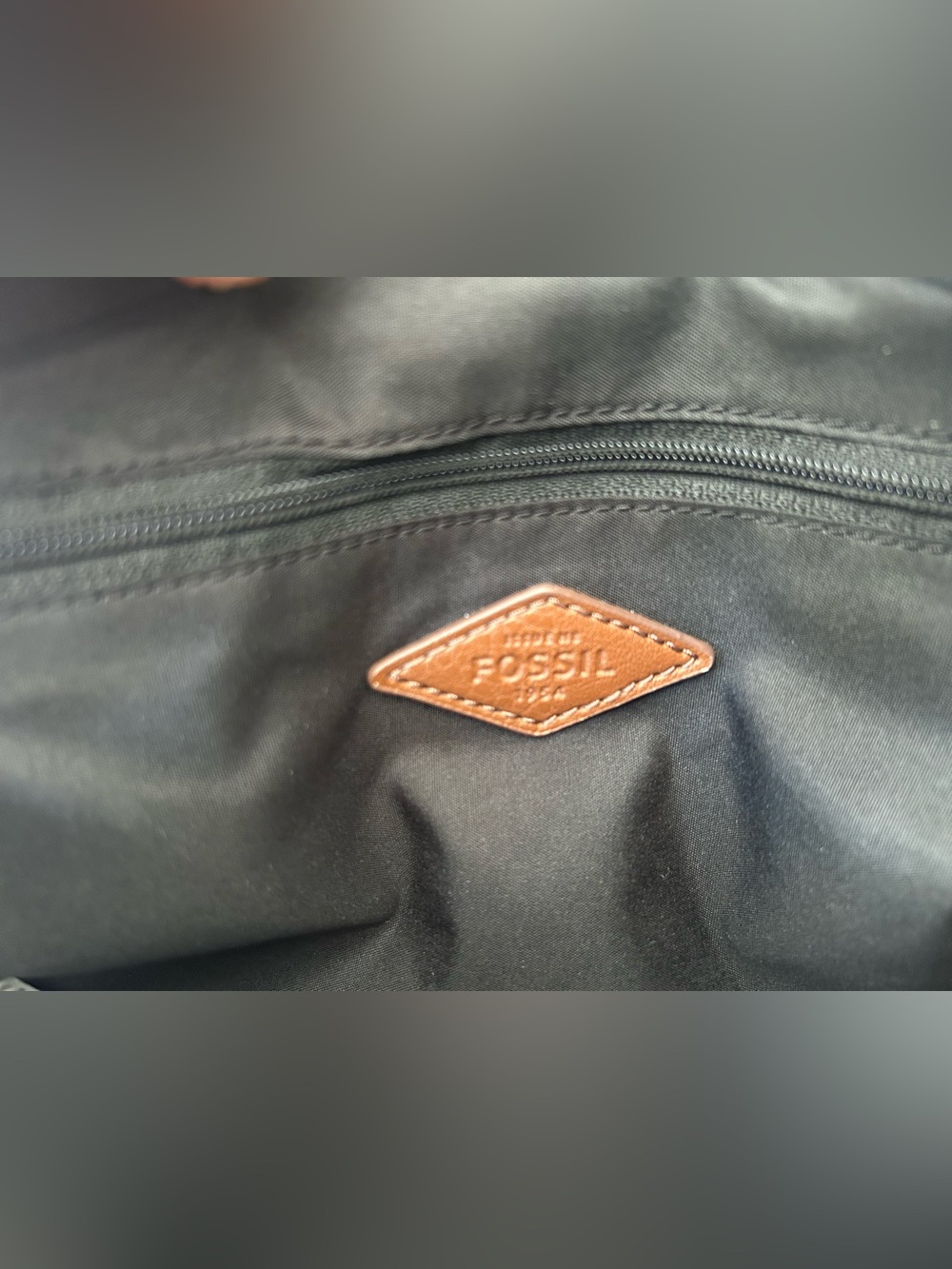 FOSSIL Classic Black and Brown Two-Tone Satchel Bag - Picture 12 of 13